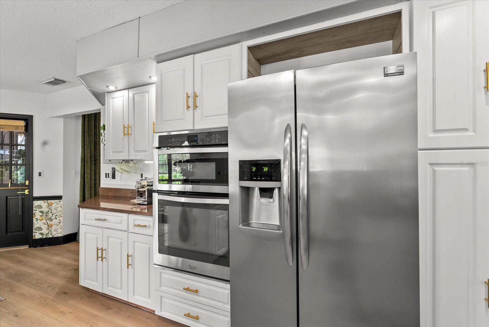 Image 12 of 38 For 3405 Wilderness Boulevard W