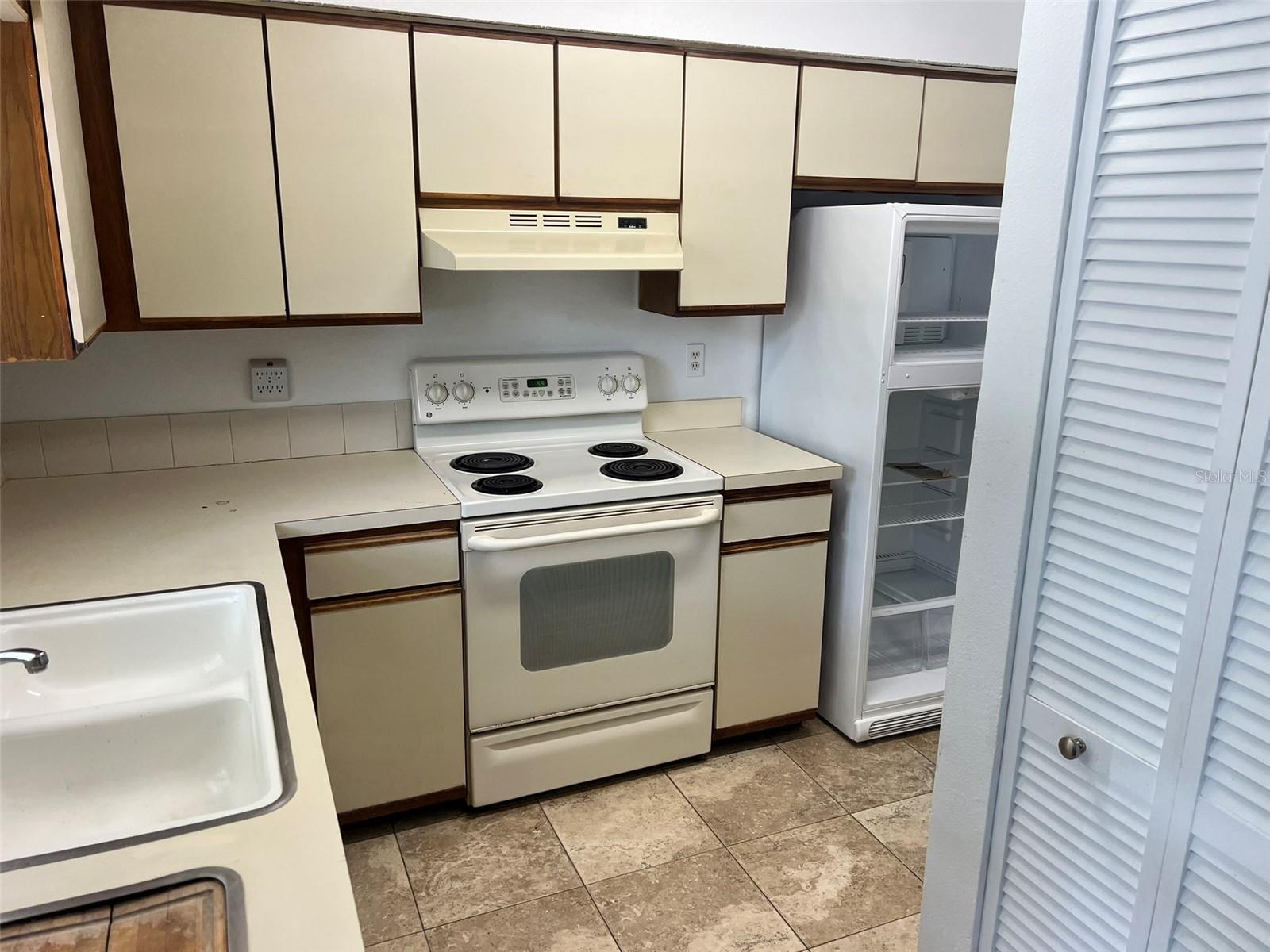 Image 13 of 21 For 2780 Park Drive