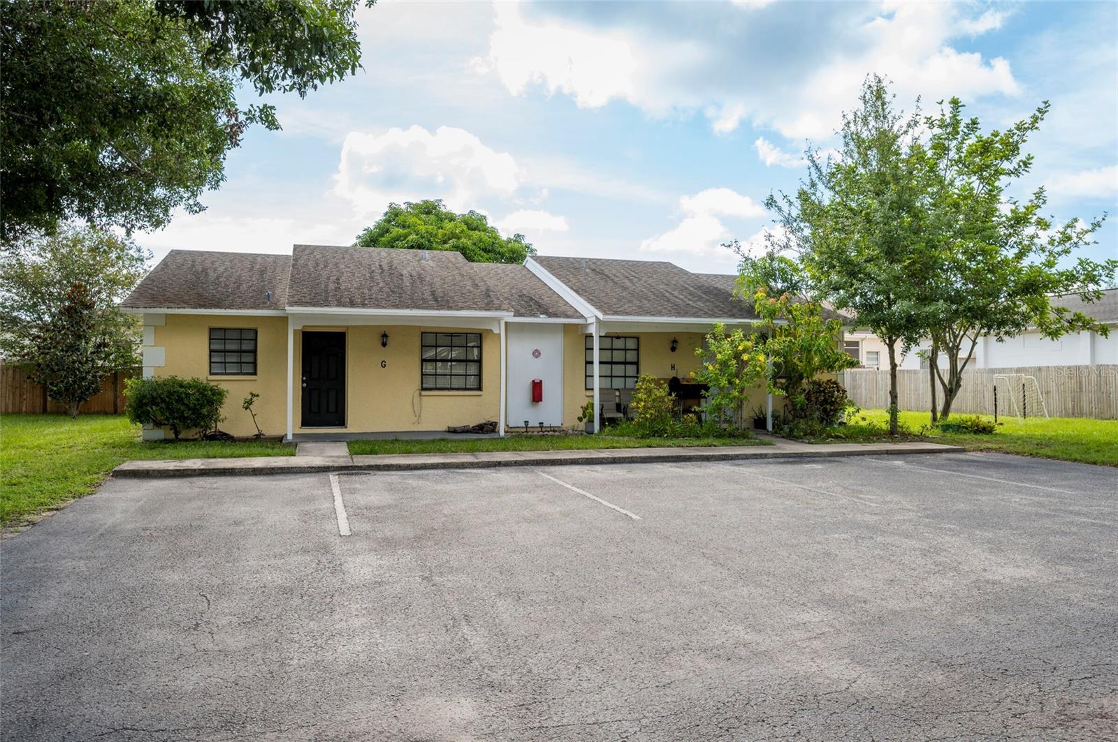Image 4 of 21 For 2780 Park Drive