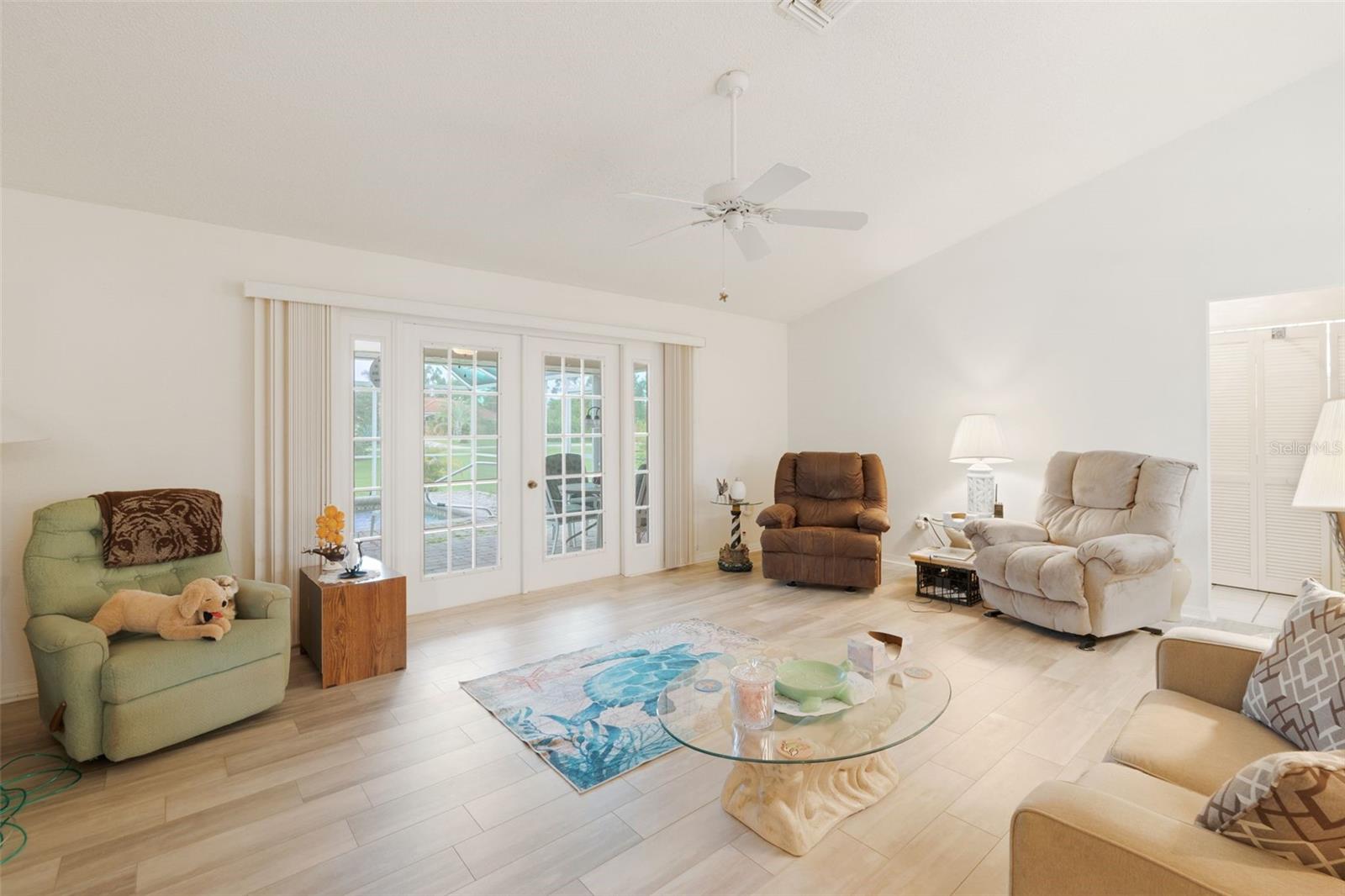 Image 10 of 40 For 7235 Sunnybrook Boulevard
