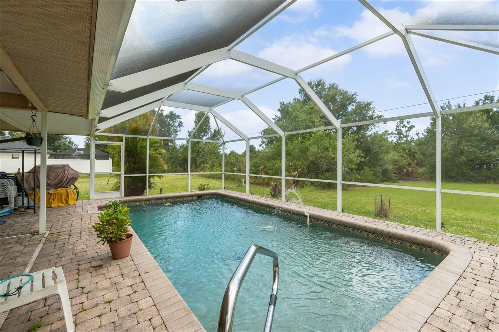 Image 15 of 40 For 7235 Sunnybrook Boulevard