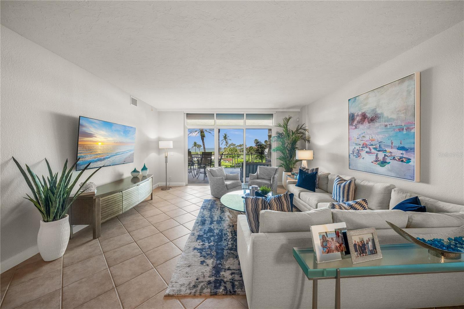 Image 17 of 62 For 2165 Gulf Of Mexico Drive 114