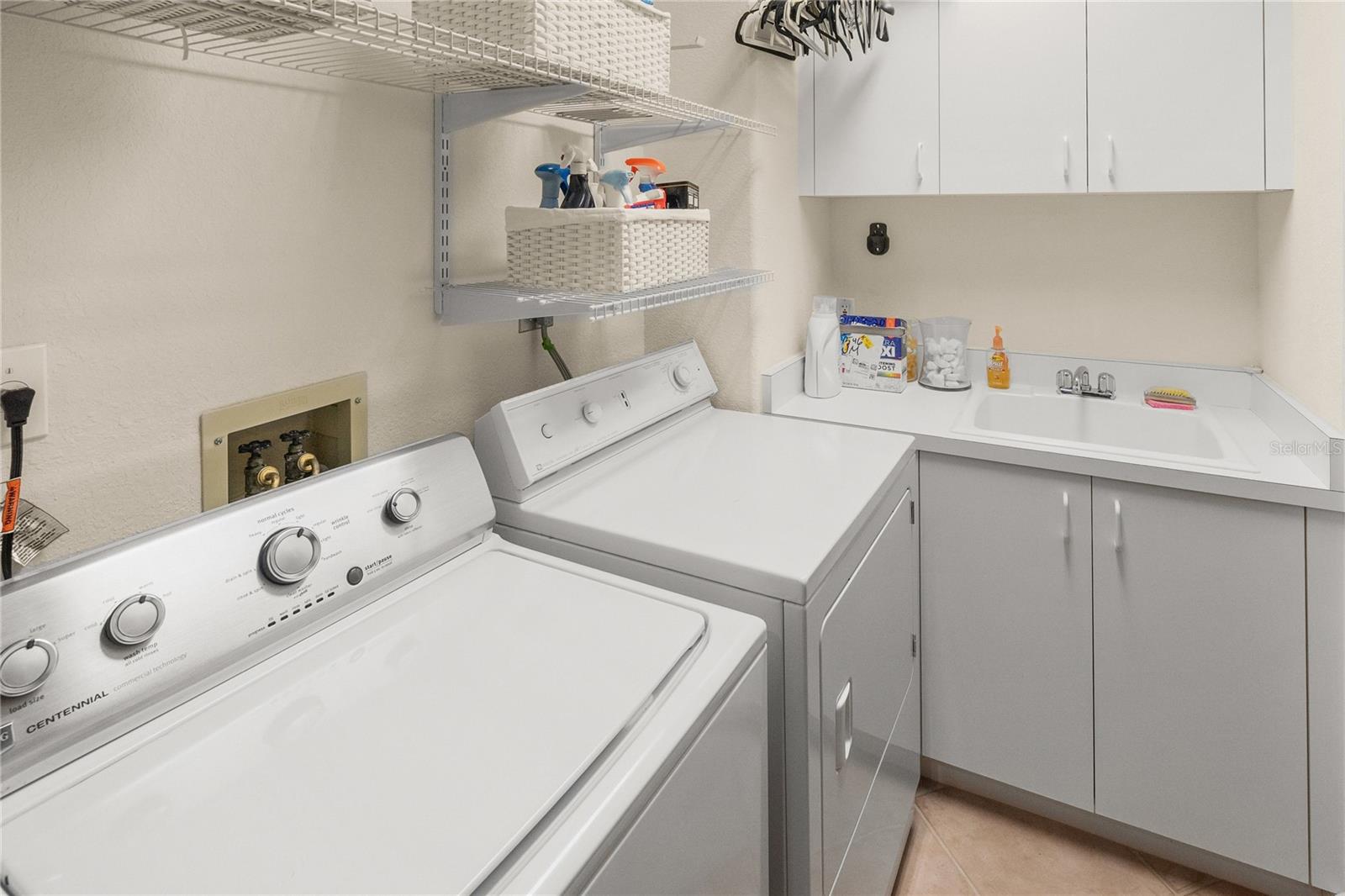 Image 30 of 62 For 2165 Gulf Of Mexico Drive 114