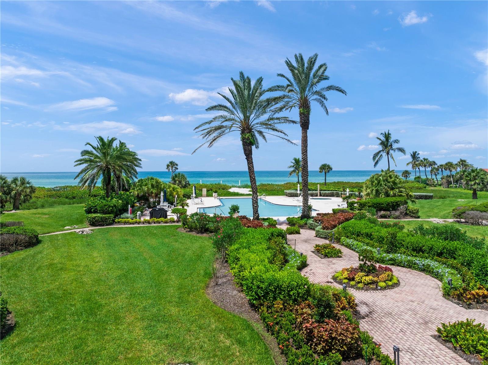 Image 31 of 62 For 2165 Gulf Of Mexico Drive 114