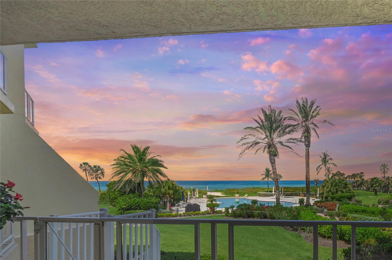 Image 32 of 62 For 2165 Gulf Of Mexico Drive 114