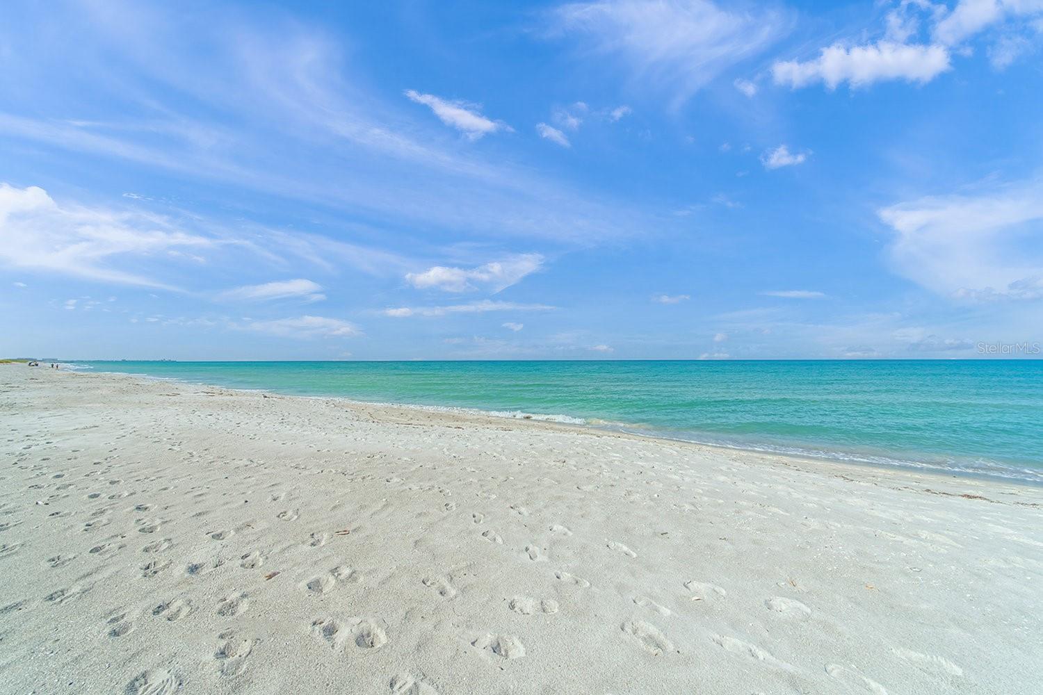 Image 46 of 62 For 2165 Gulf Of Mexico Drive 114