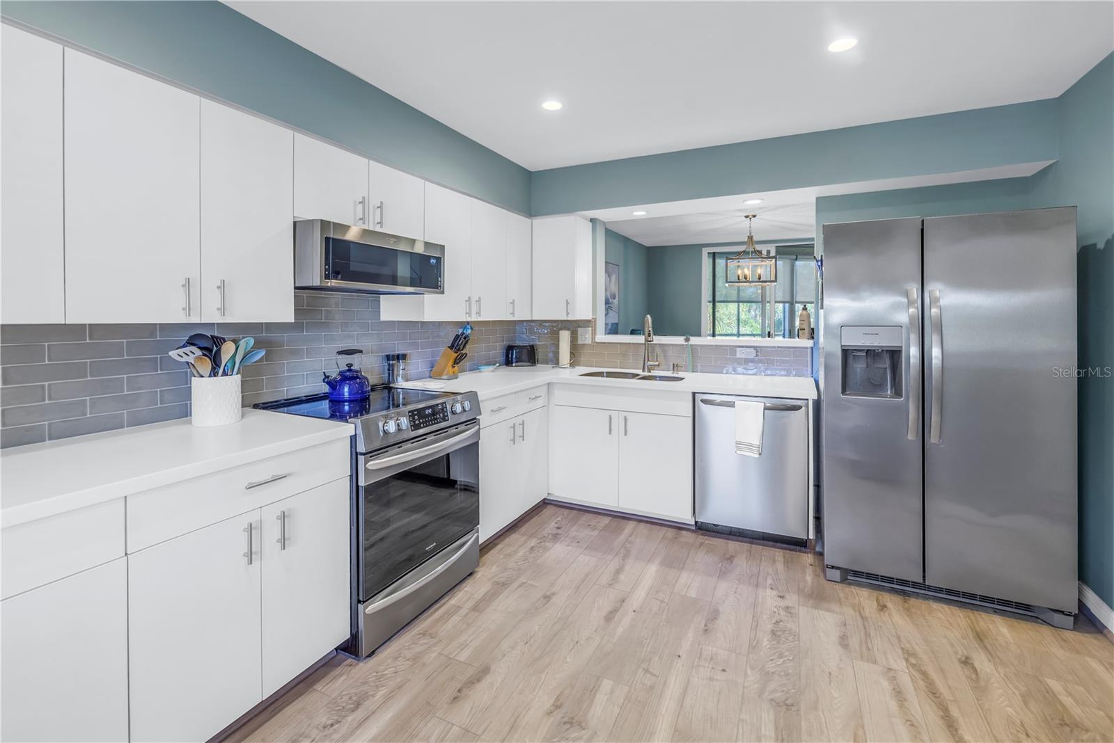 Image 6 of 57 For 6101 34th Street W 19h