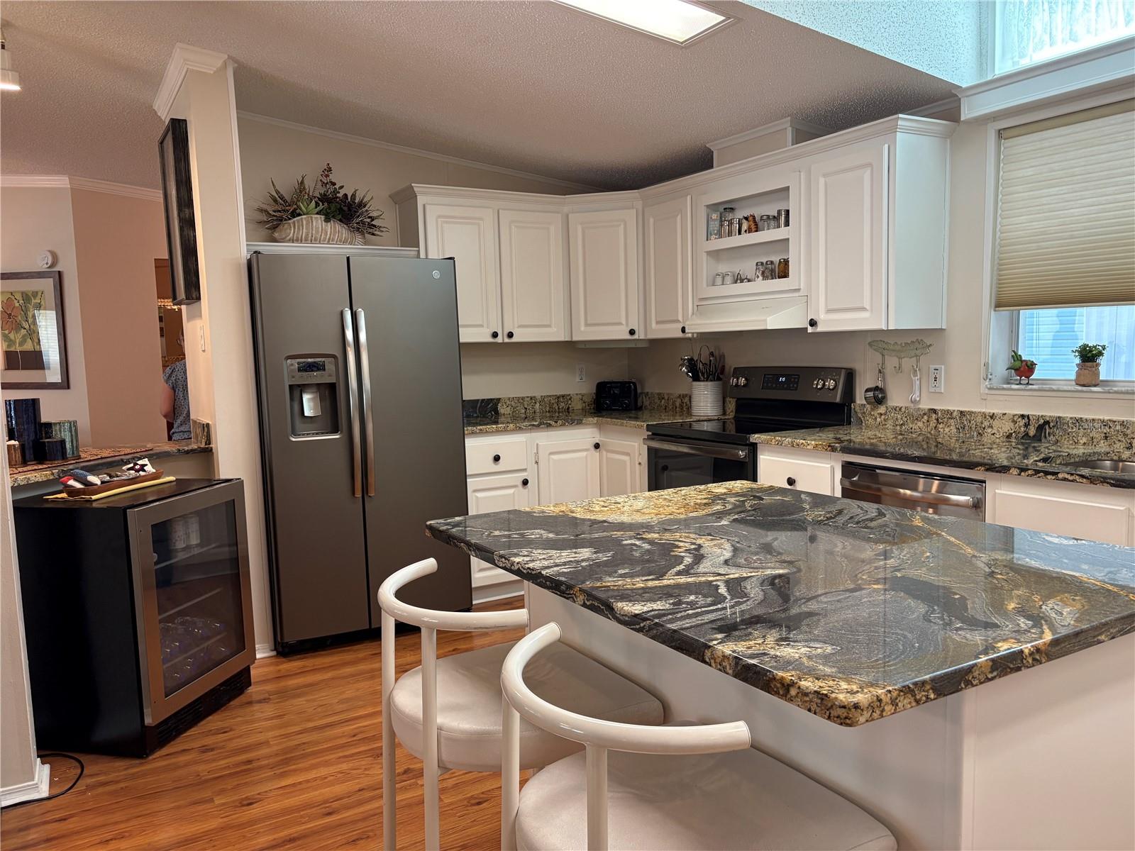 Image 10 of 44 For 5707 45th Street E 211