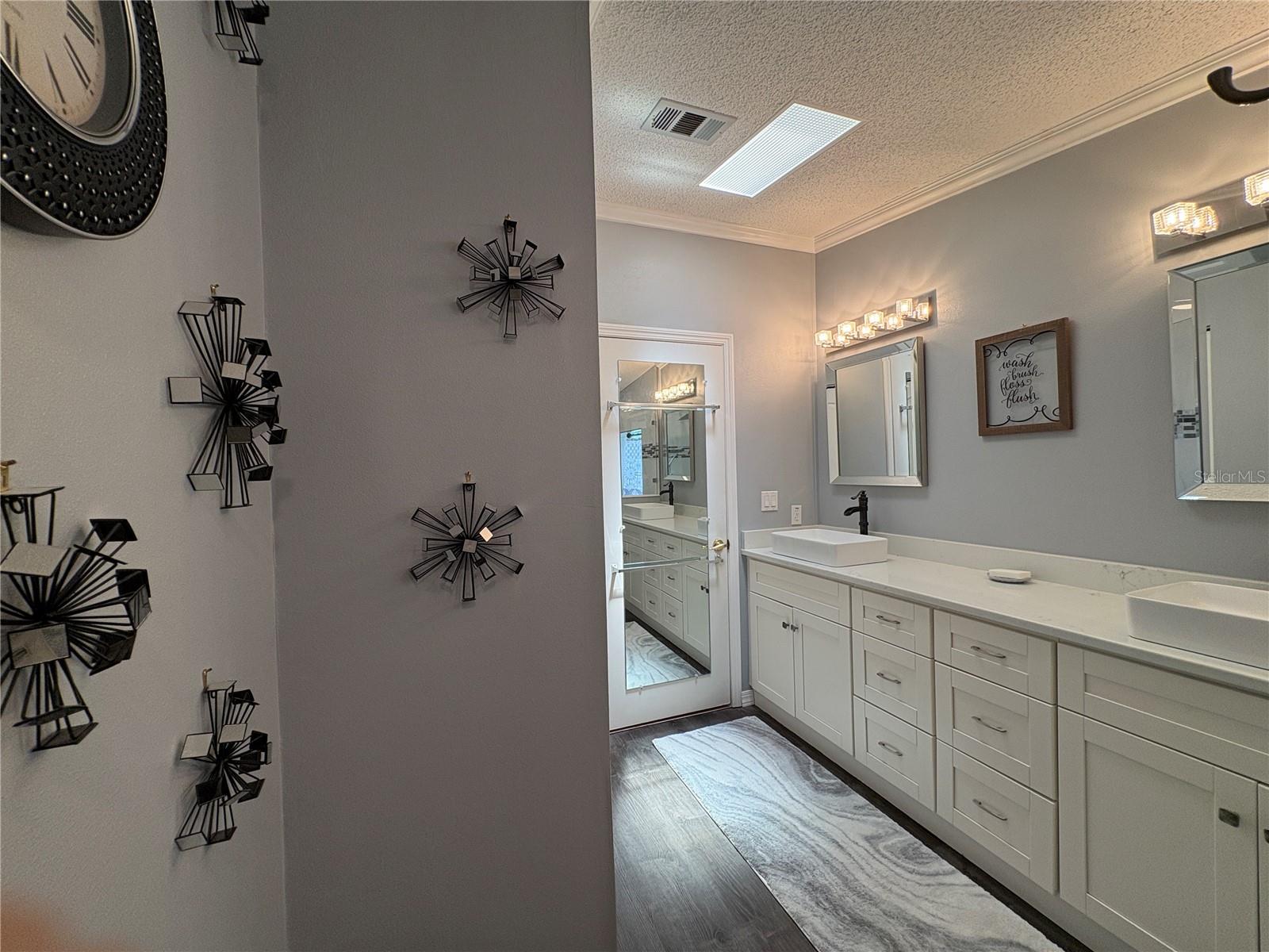 Image 15 of 44 For 5707 45th Street E 211