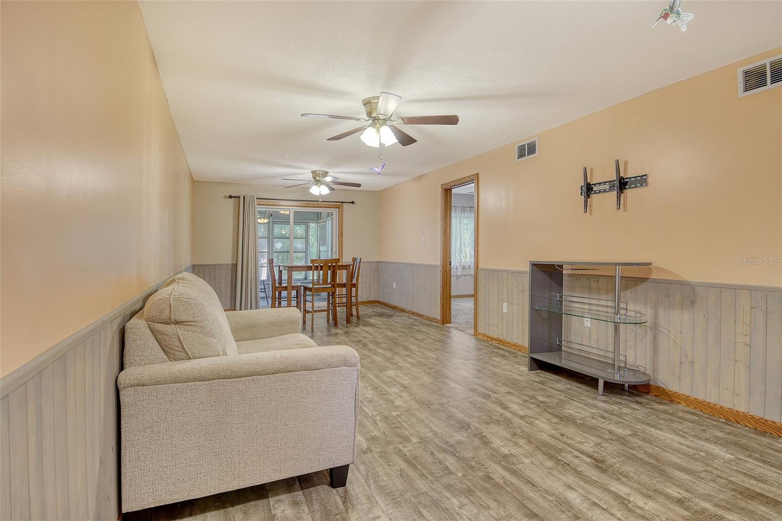 Image 8 of 64 For 4130 Heron Way B-115