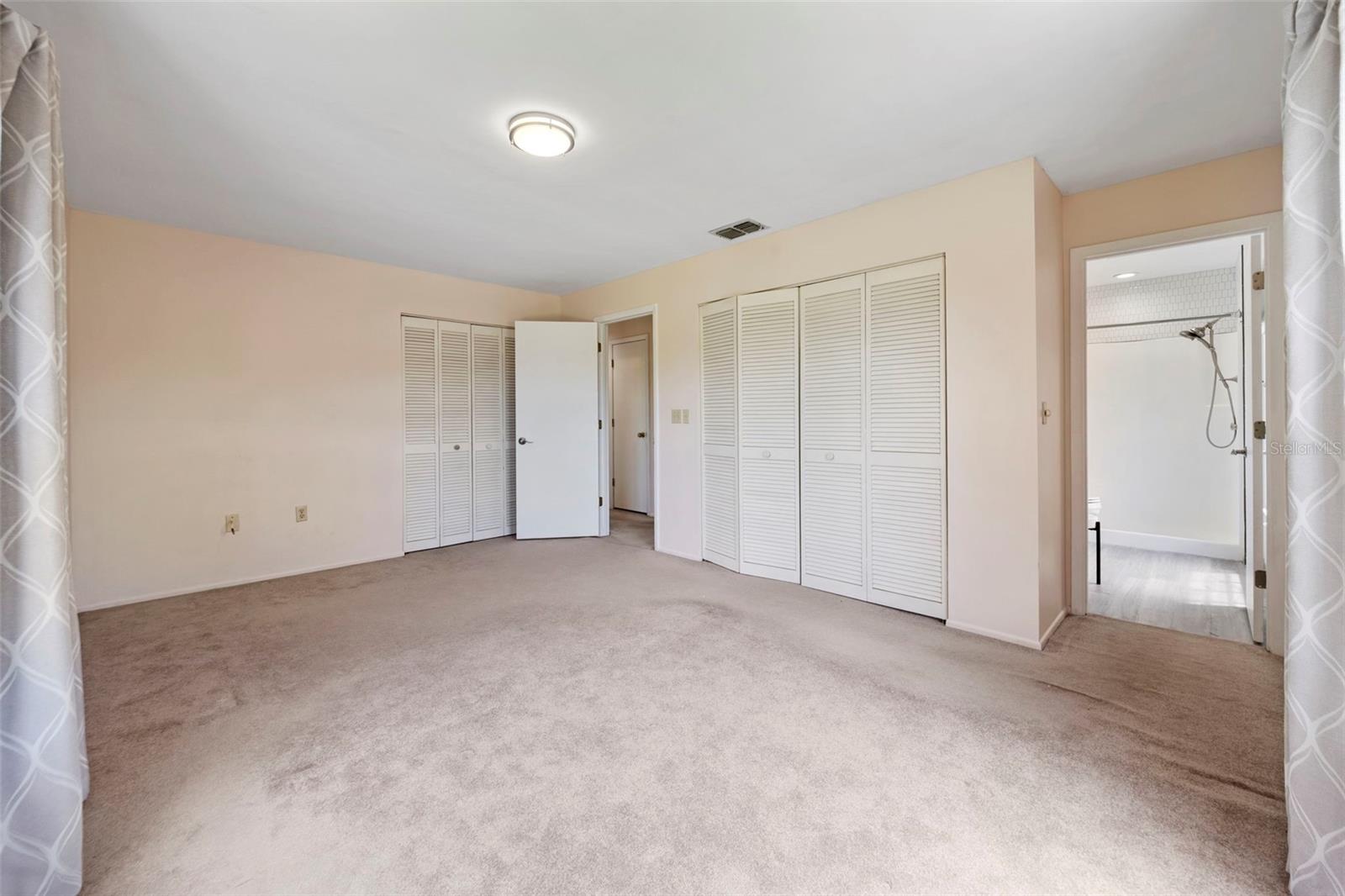 Image 23 of 56 For 8006 Oak Drive