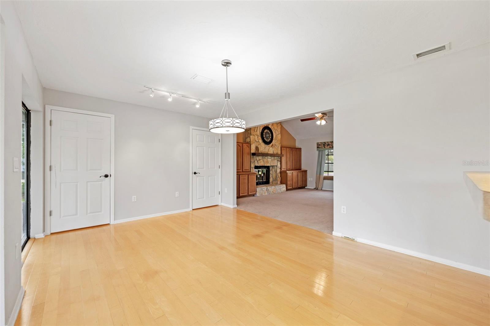 Image 9 of 56 For 8006 Oak Drive