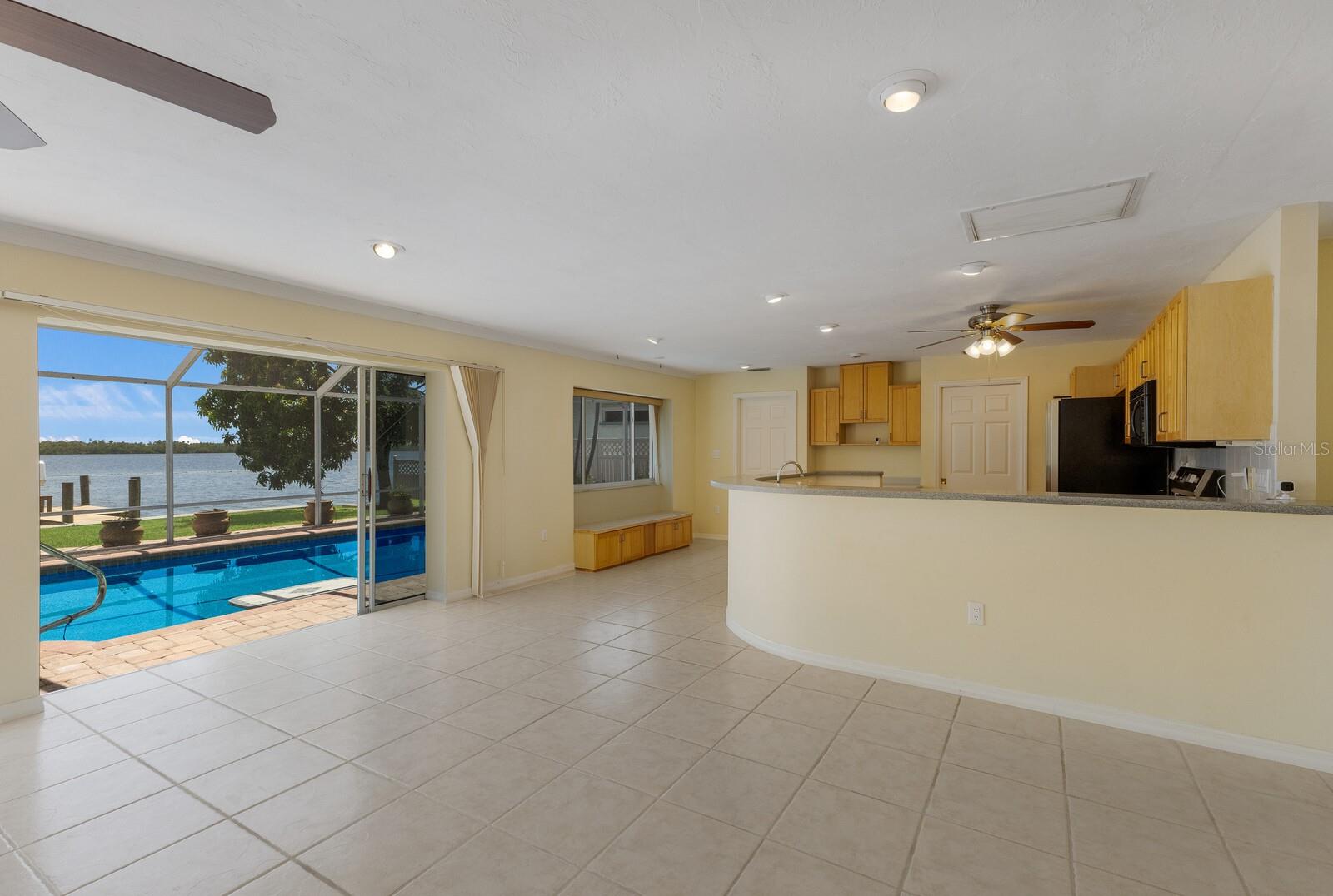 Image 14 of 49 For 811 Arlington Road