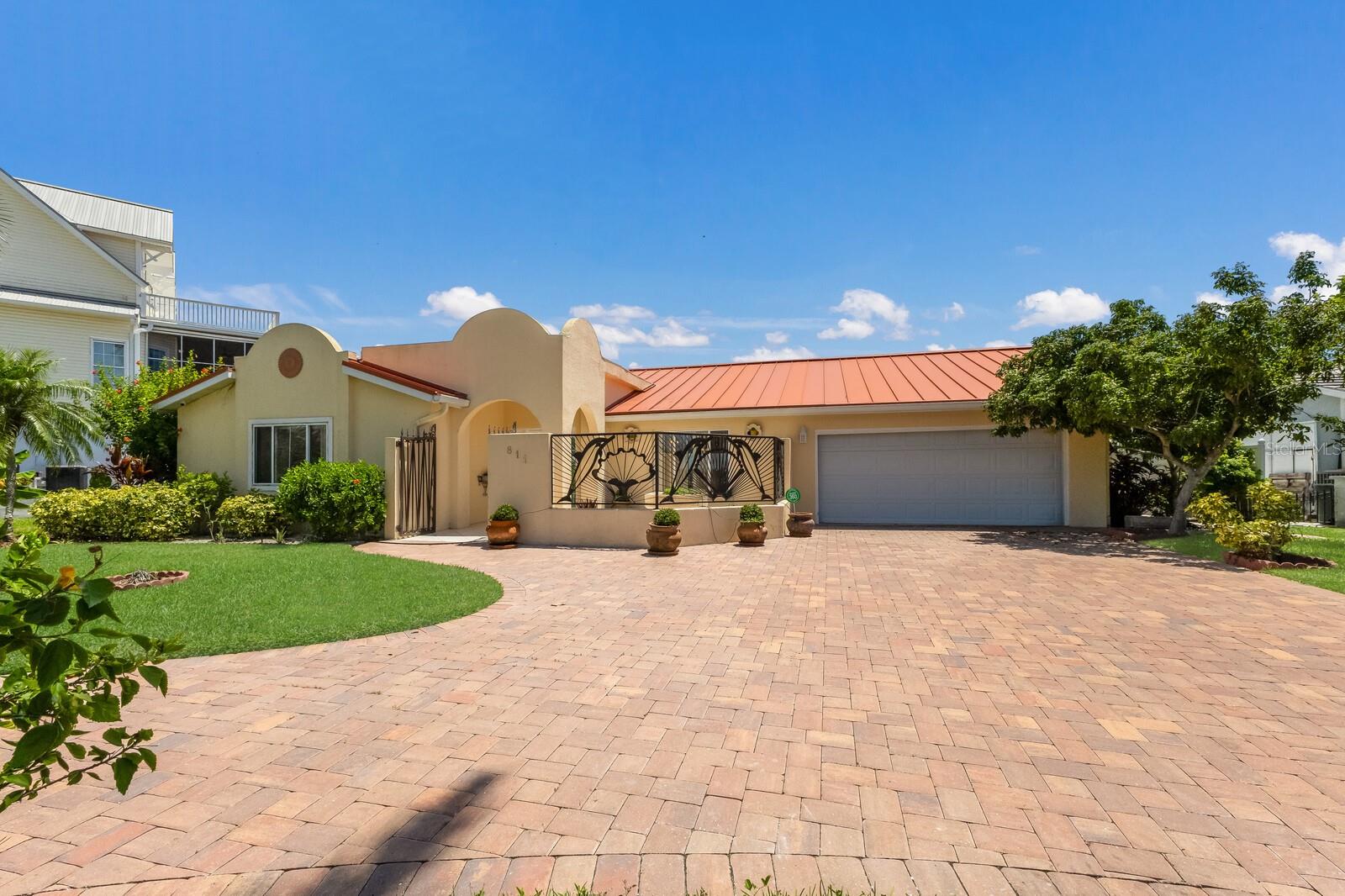 Image 2 of 49 For 811 Arlington Road