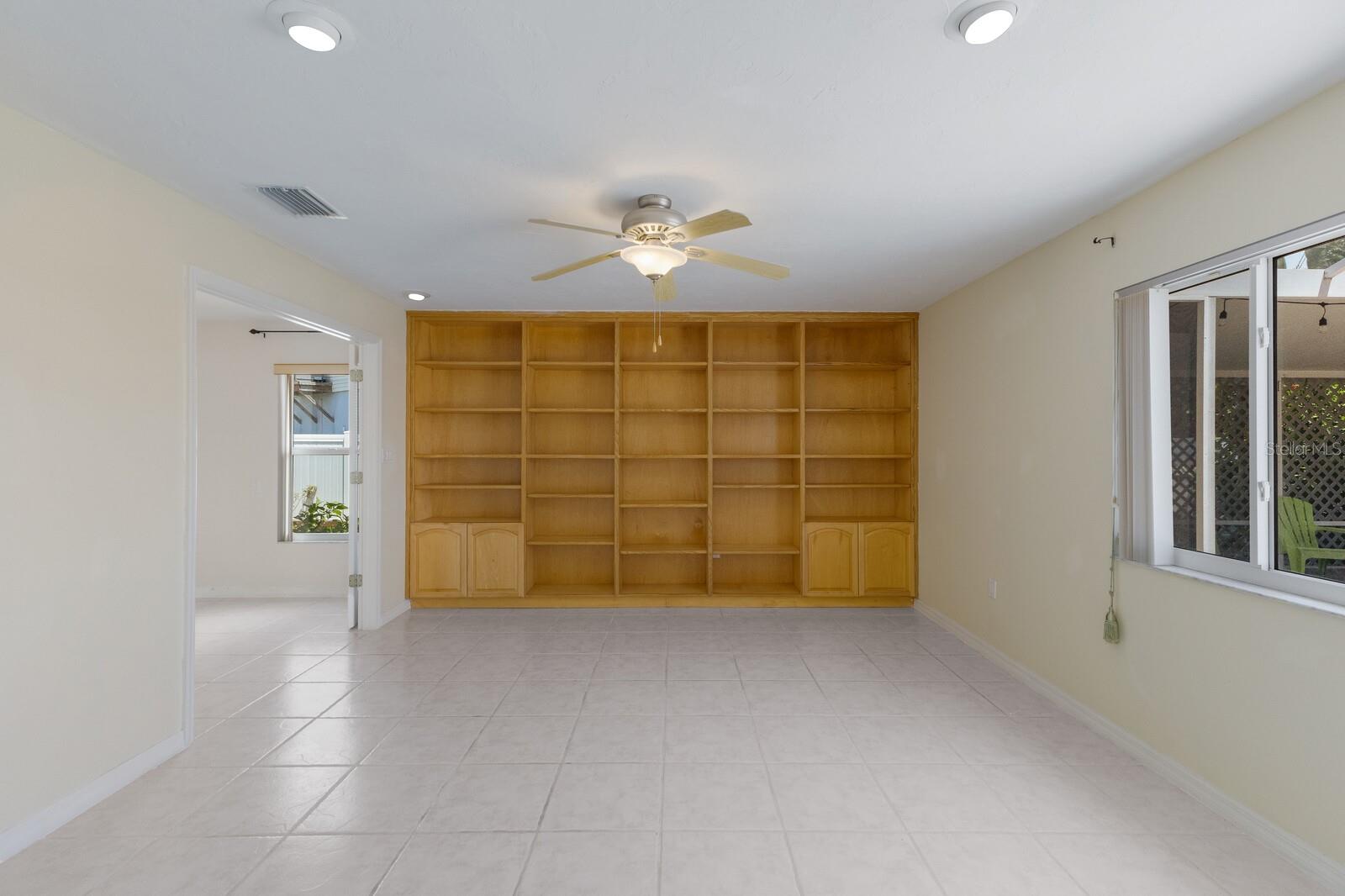Image 23 of 49 For 811 Arlington Road