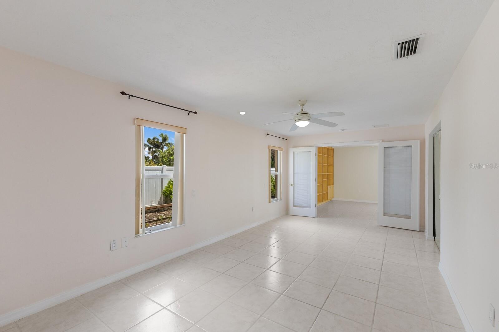 Image 25 of 49 For 811 Arlington Road