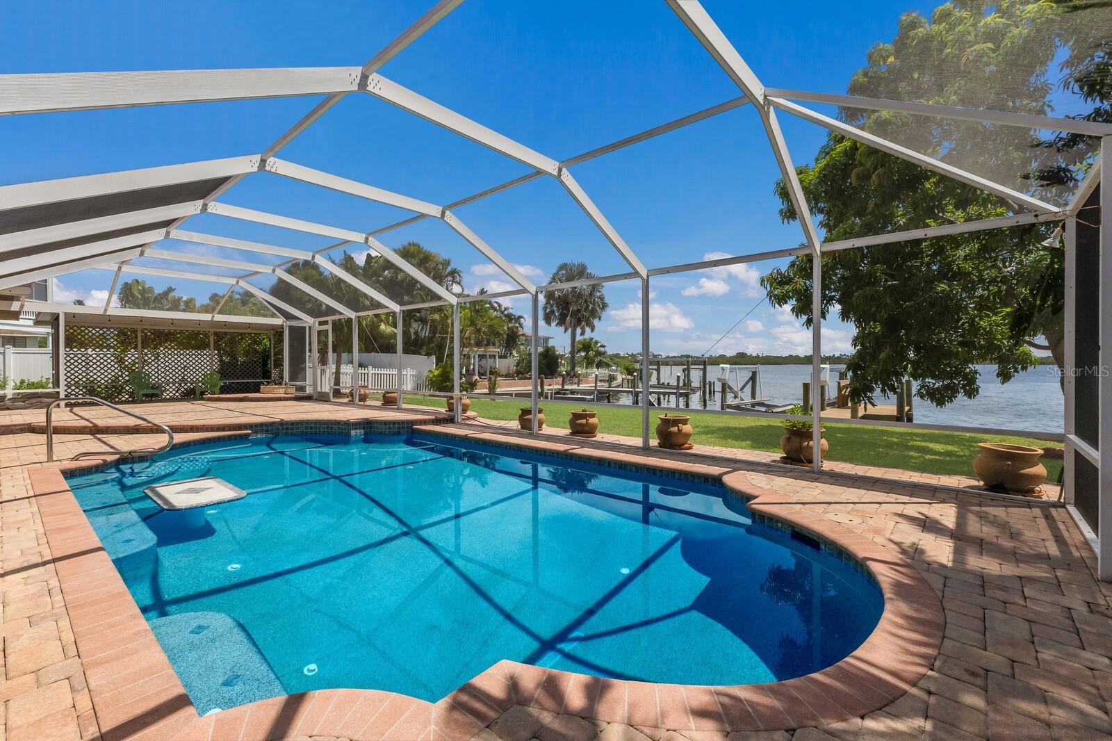 Image 36 of 49 For 811 Arlington Road