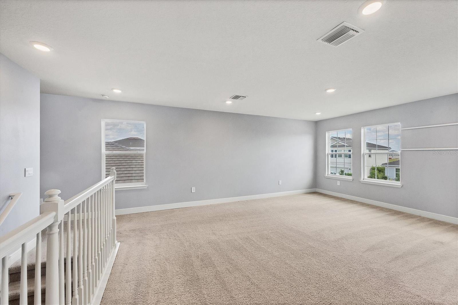 Image 18 of 62 For 17828 Gulf Ranch Place