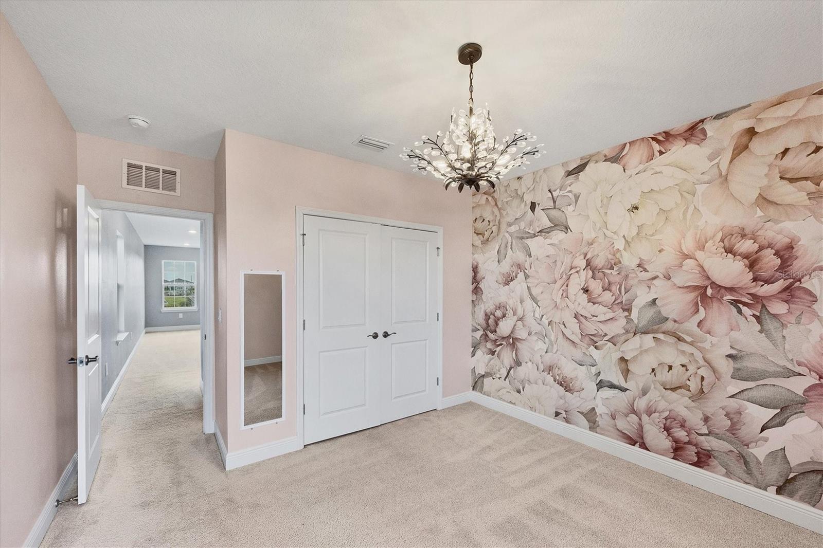Image 24 of 62 For 17828 Gulf Ranch Place