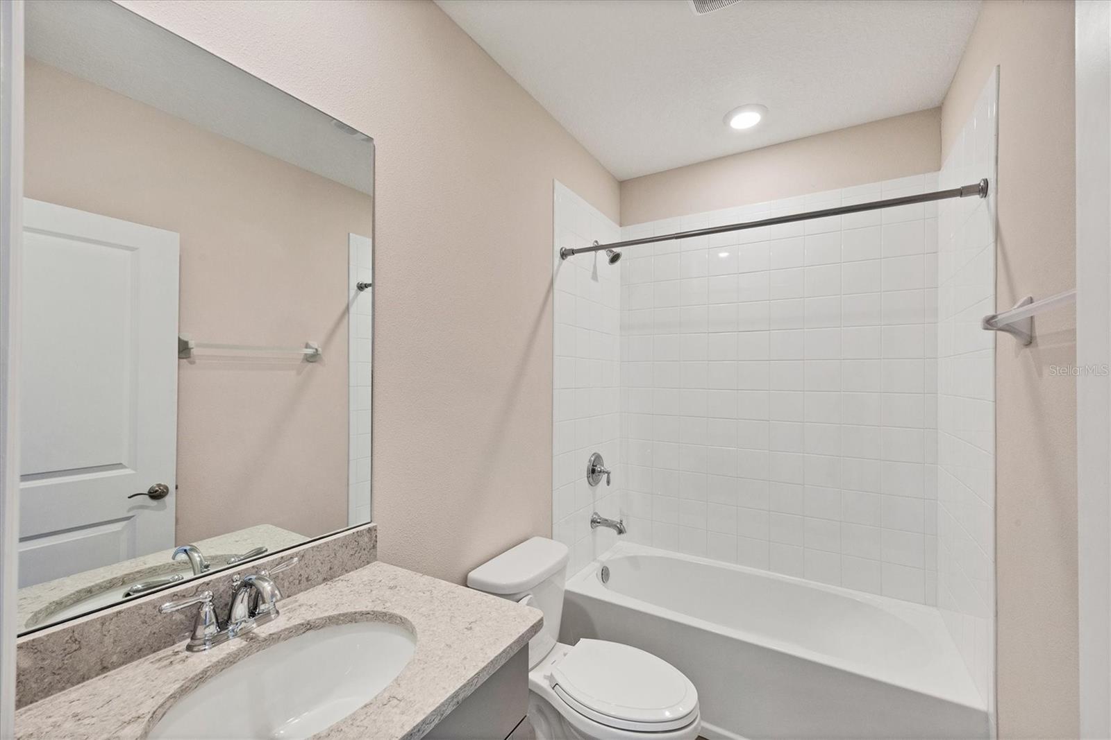 Image 25 of 62 For 17828 Gulf Ranch Place