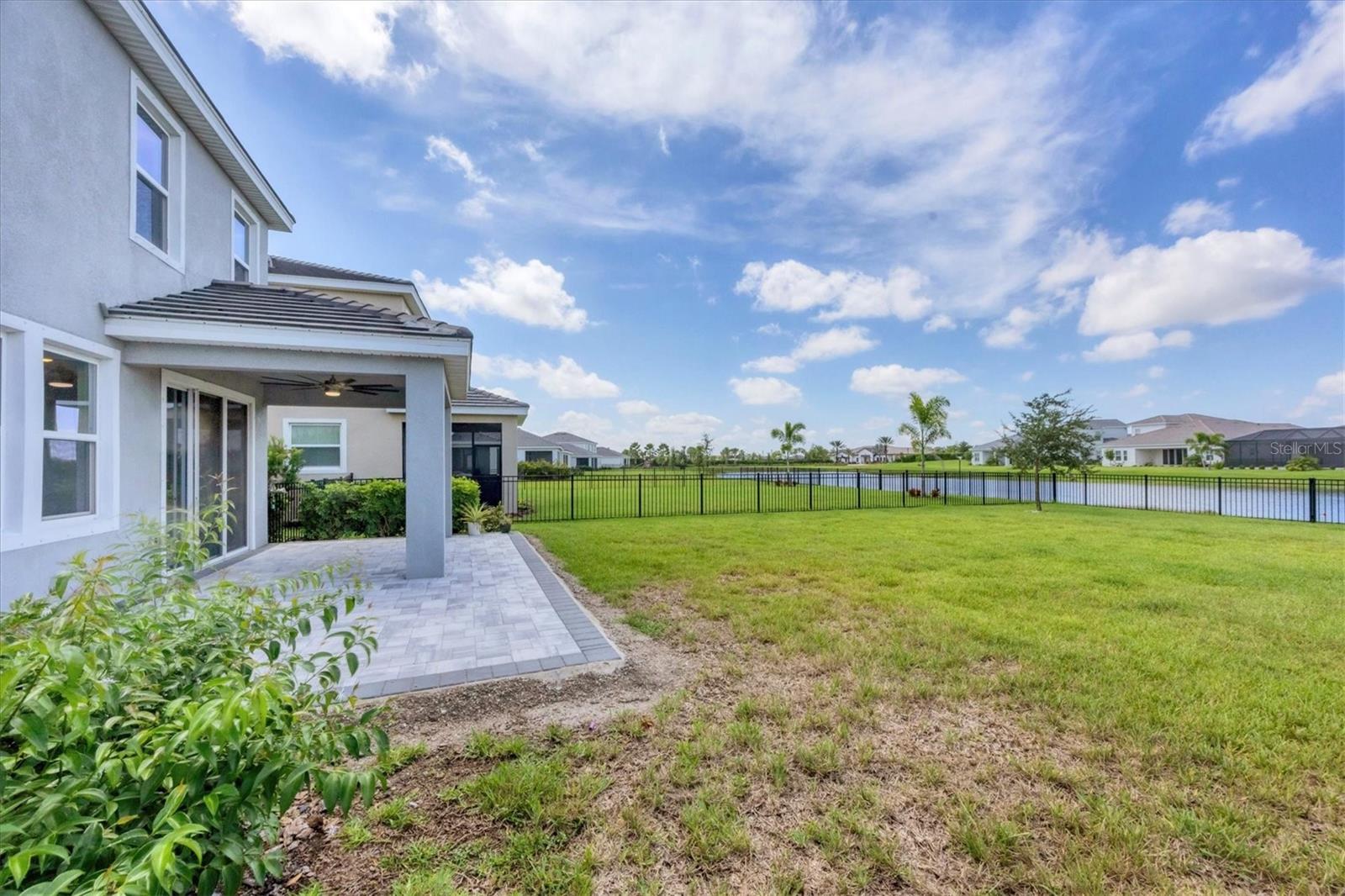 Image 30 of 62 For 17828 Gulf Ranch Place