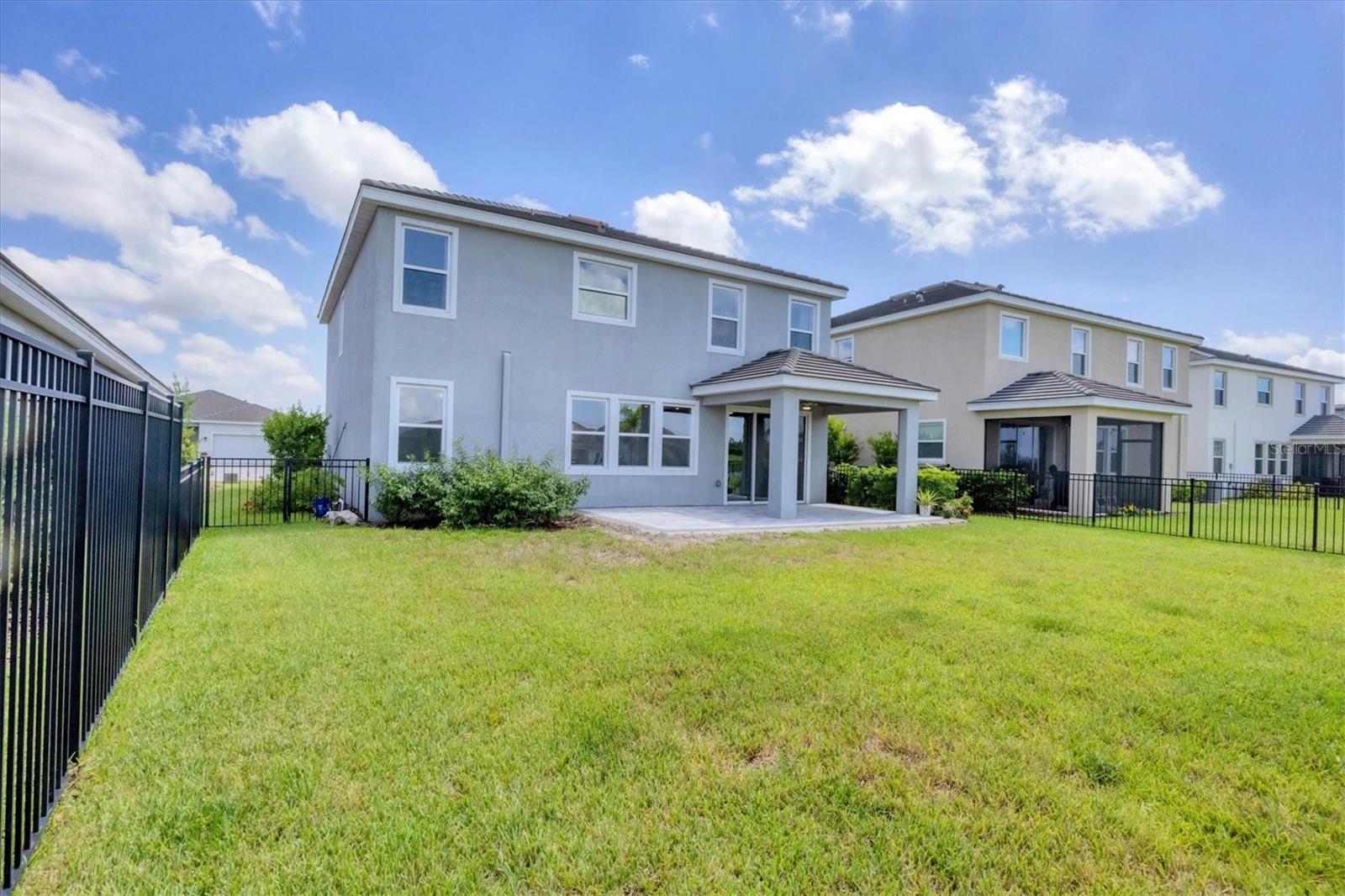 Image 31 of 62 For 17828 Gulf Ranch Place