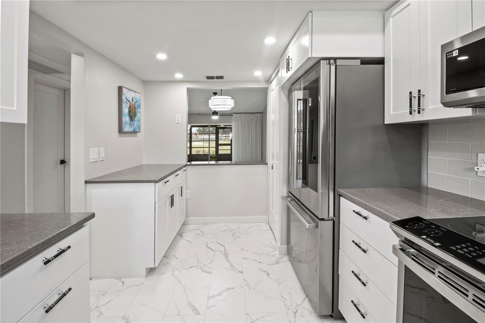 Image 6 of 56 For 6135 Heritage Lane 6135