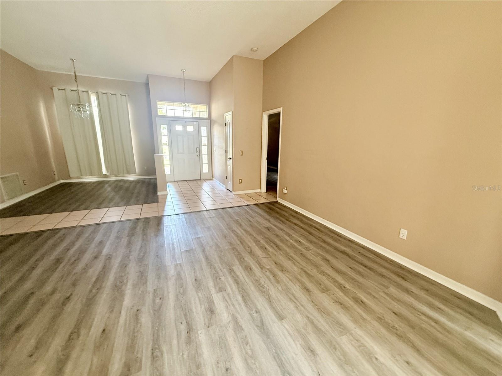 Image 11 of 53 For 1203 50th Street E