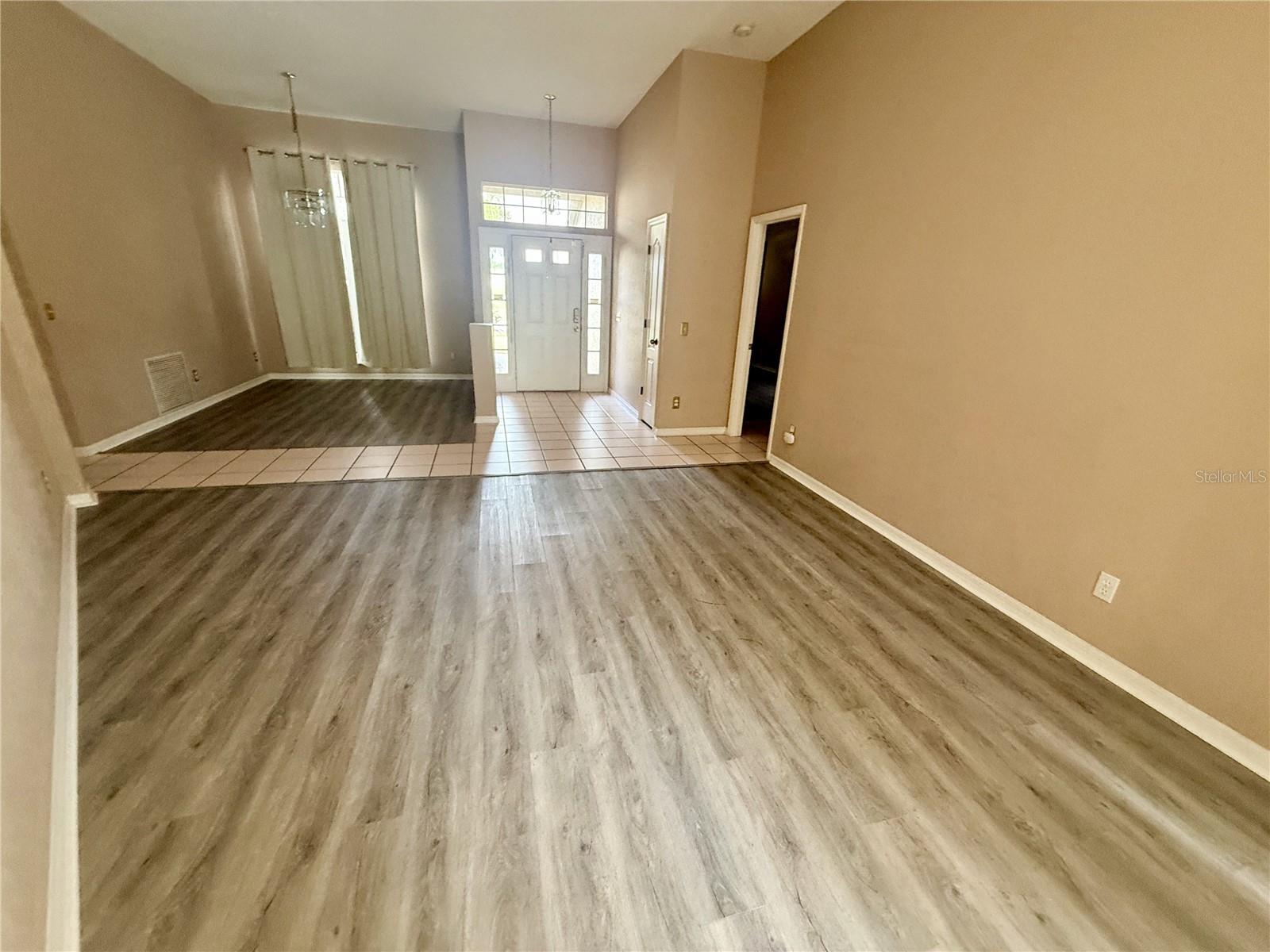 Image 23 of 53 For 1203 50th Street E