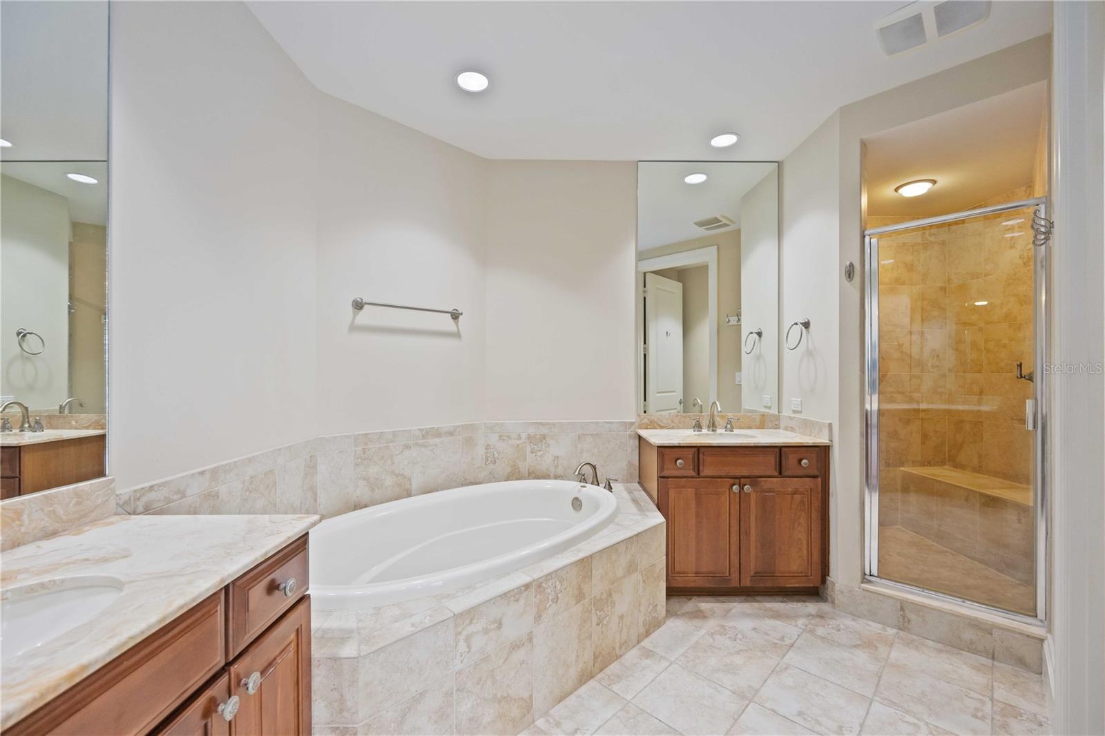 Image 32 of 60 For 130 Riviera Dunes Way 306