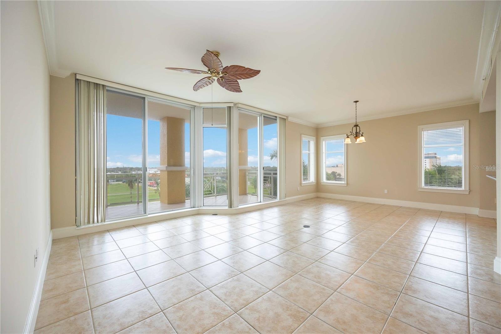 Image 7 of 60 For 130 Riviera Dunes Way 306