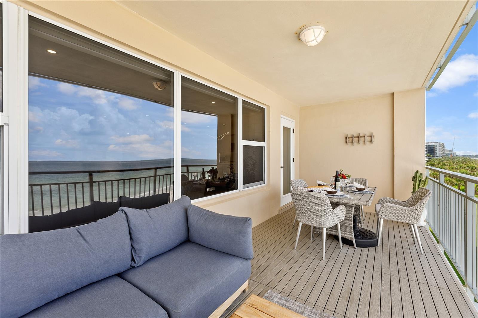 Image 28 of 28 For 601 Longboat Club Road 404s