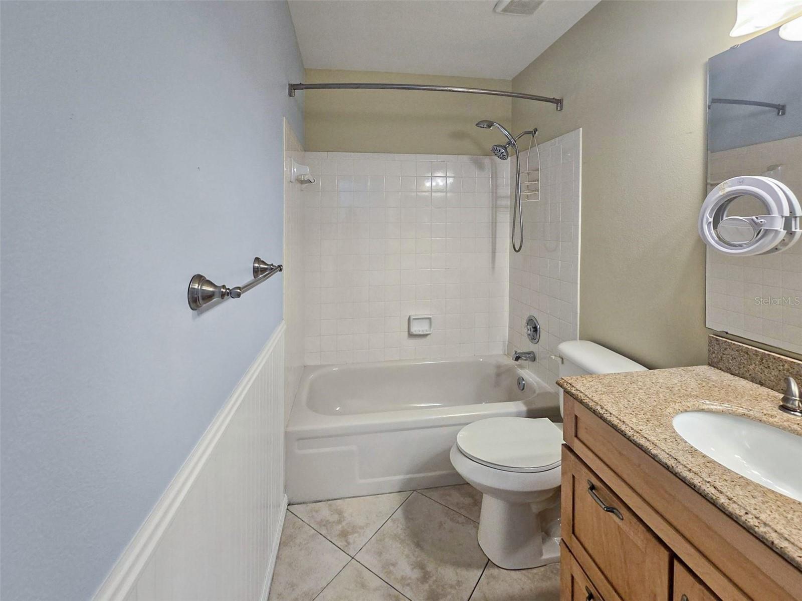 Image 10 of 16 For 6107 Evergreen Circle 10b