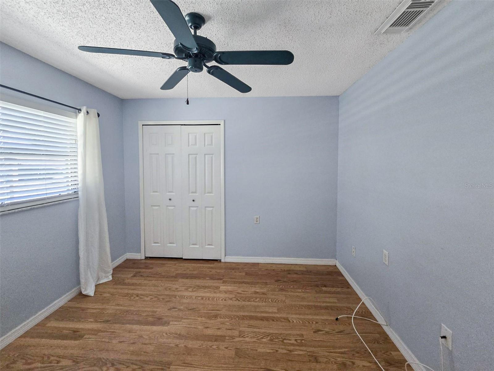 Image 11 of 16 For 6107 Evergreen Circle 10b