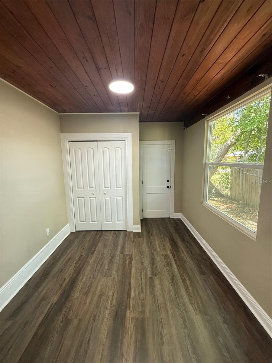 Image 14 of 16 For 1132 26th Avenue S