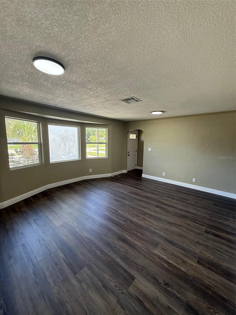 Image 3 of 16 For 1132 26th Avenue S