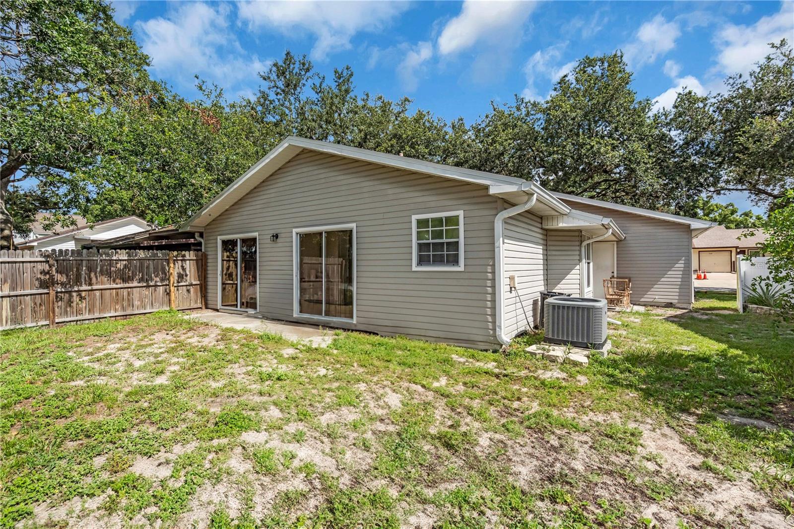 Image 18 of 21 For 7713 Sumter Court