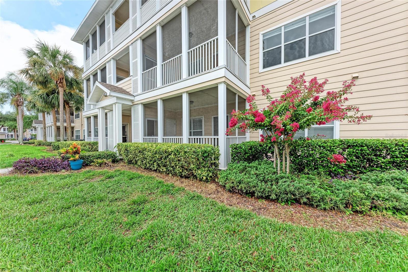 Image 2 of 36 For 4802 51st Street W 1122