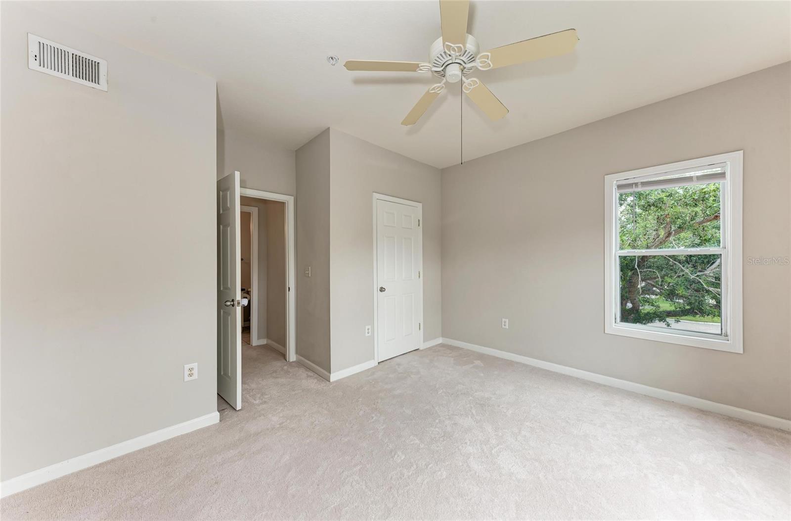Image 29 of 36 For 4802 51st Street W 1122