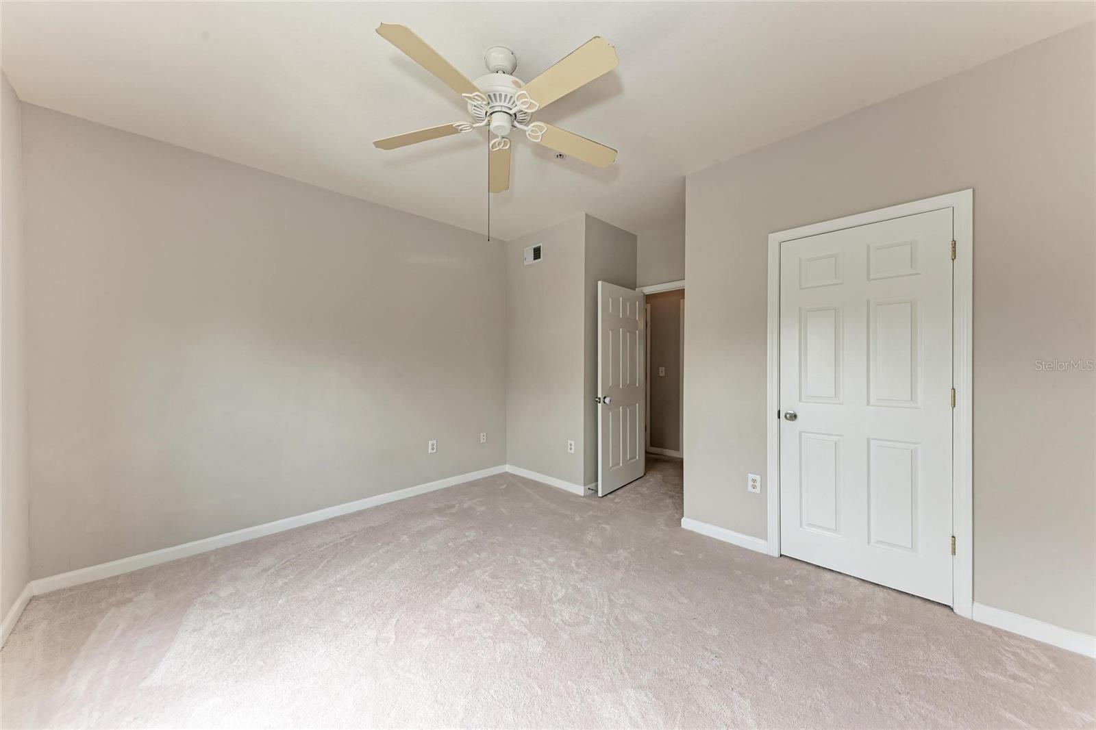 Image 30 of 36 For 4802 51st Street W 1122