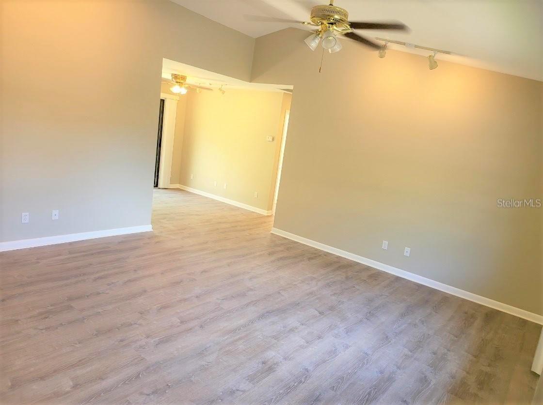Image 11 of 32 For 1711 Settlers Drive 7
