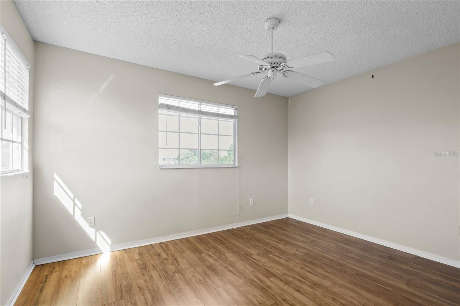 Image 15 of 33 For 5681 Bentgrass Drive 13-201
