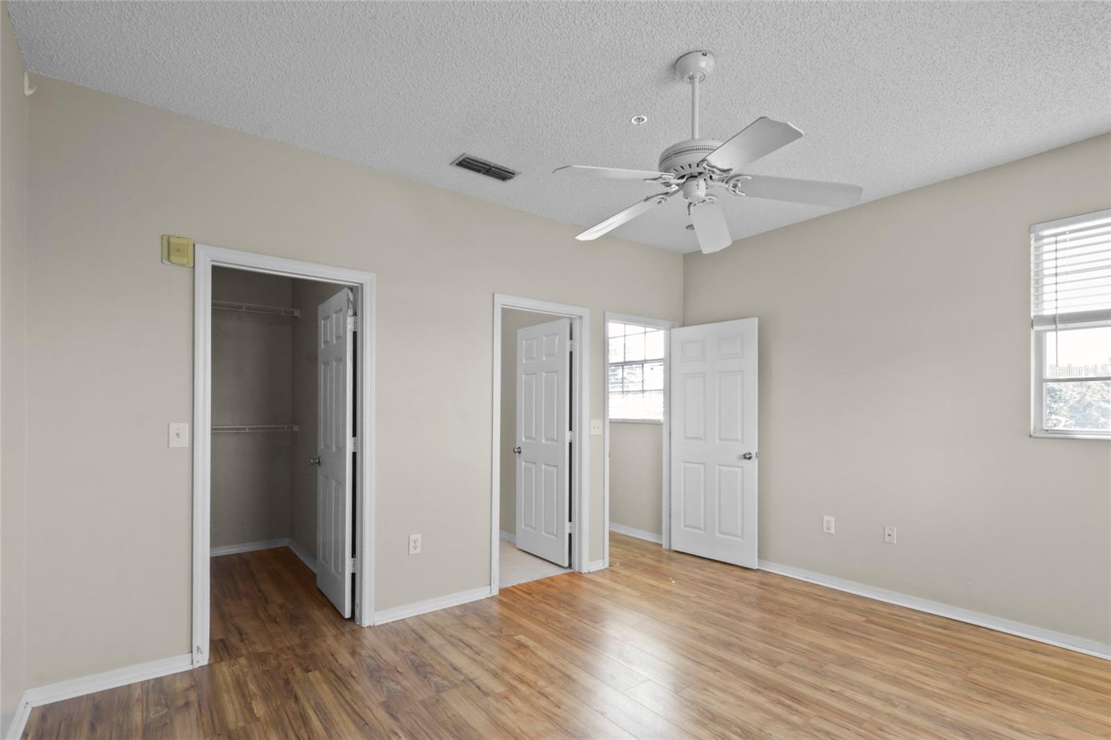 Image 18 of 33 For 5681 Bentgrass Drive 13-201