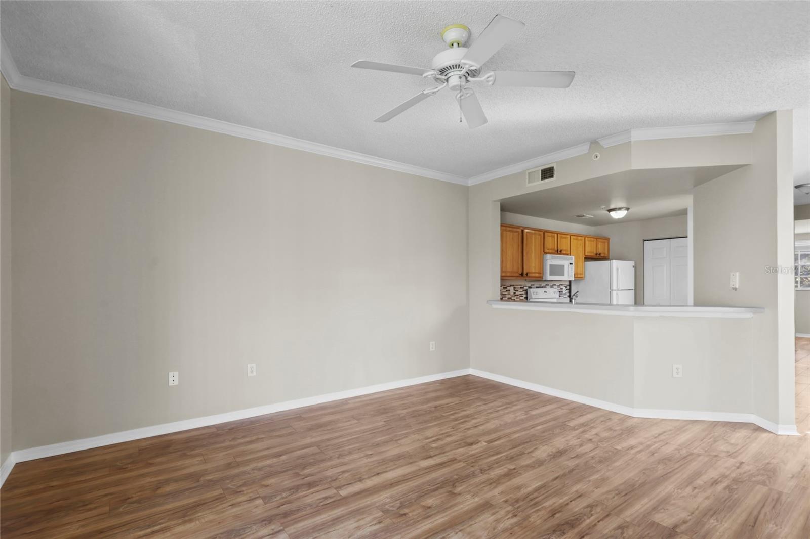 Image 7 of 33 For 5681 Bentgrass Drive 13-201