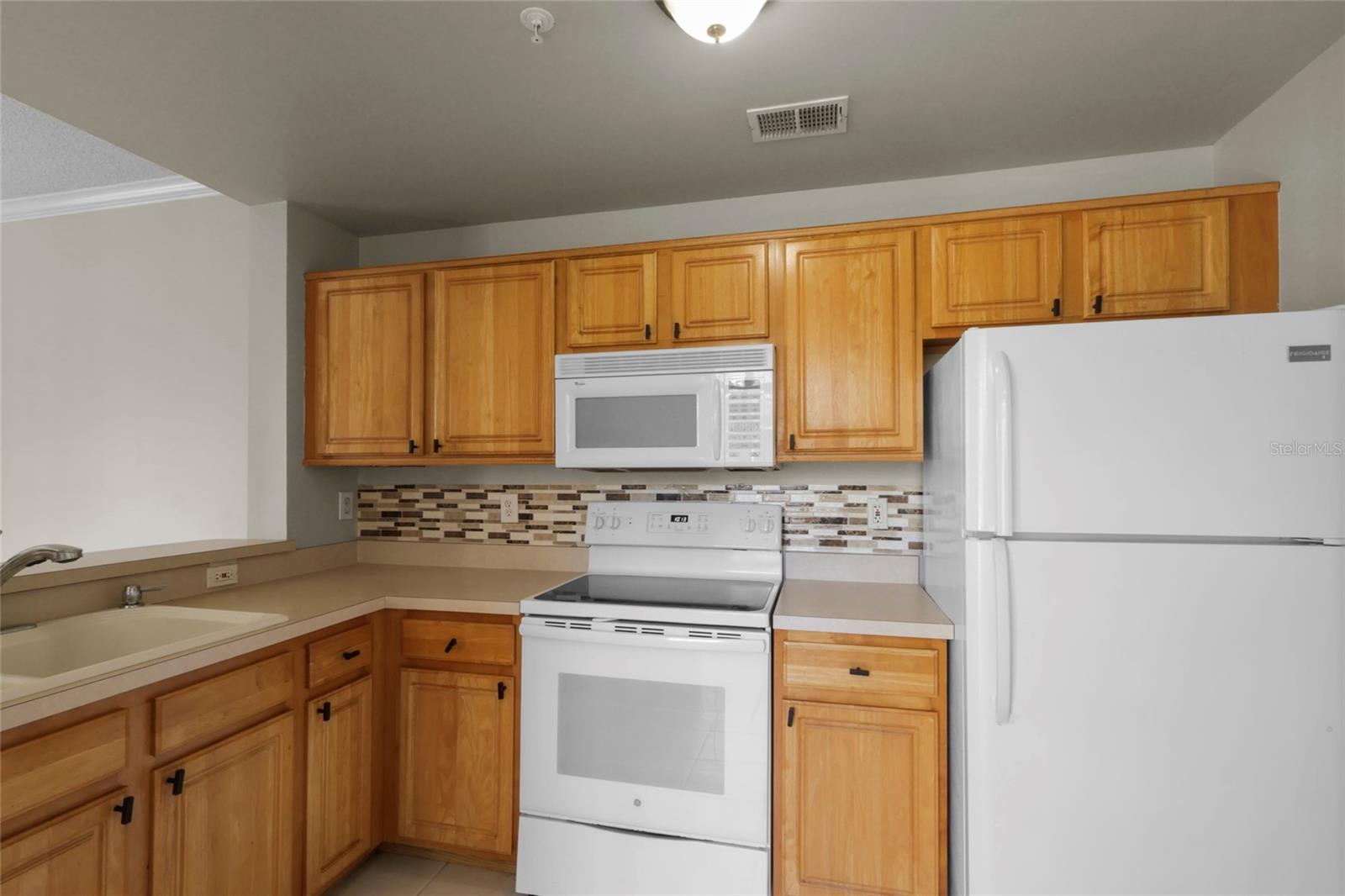 Image 8 of 33 For 5681 Bentgrass Drive 13-201