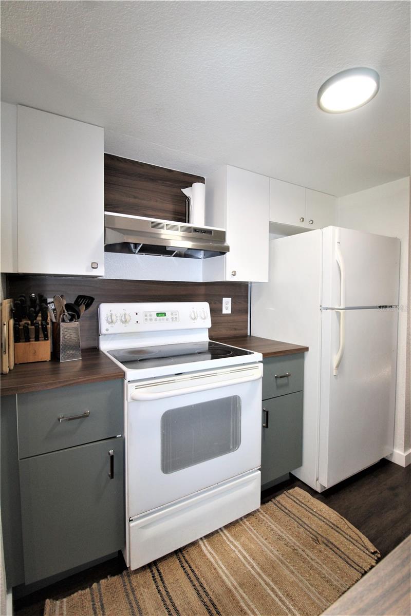 Image 2 of 22 For 5310 26th Street W 1304
