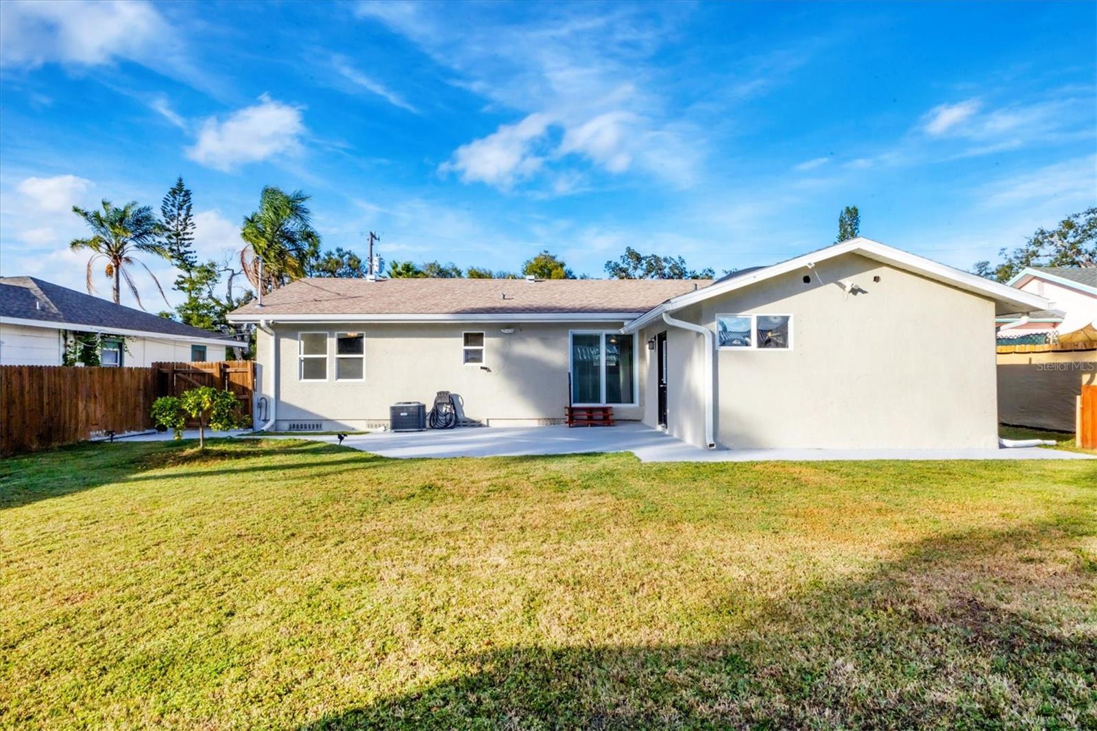 Image 29 of 32 For 1905 14th Avenue W