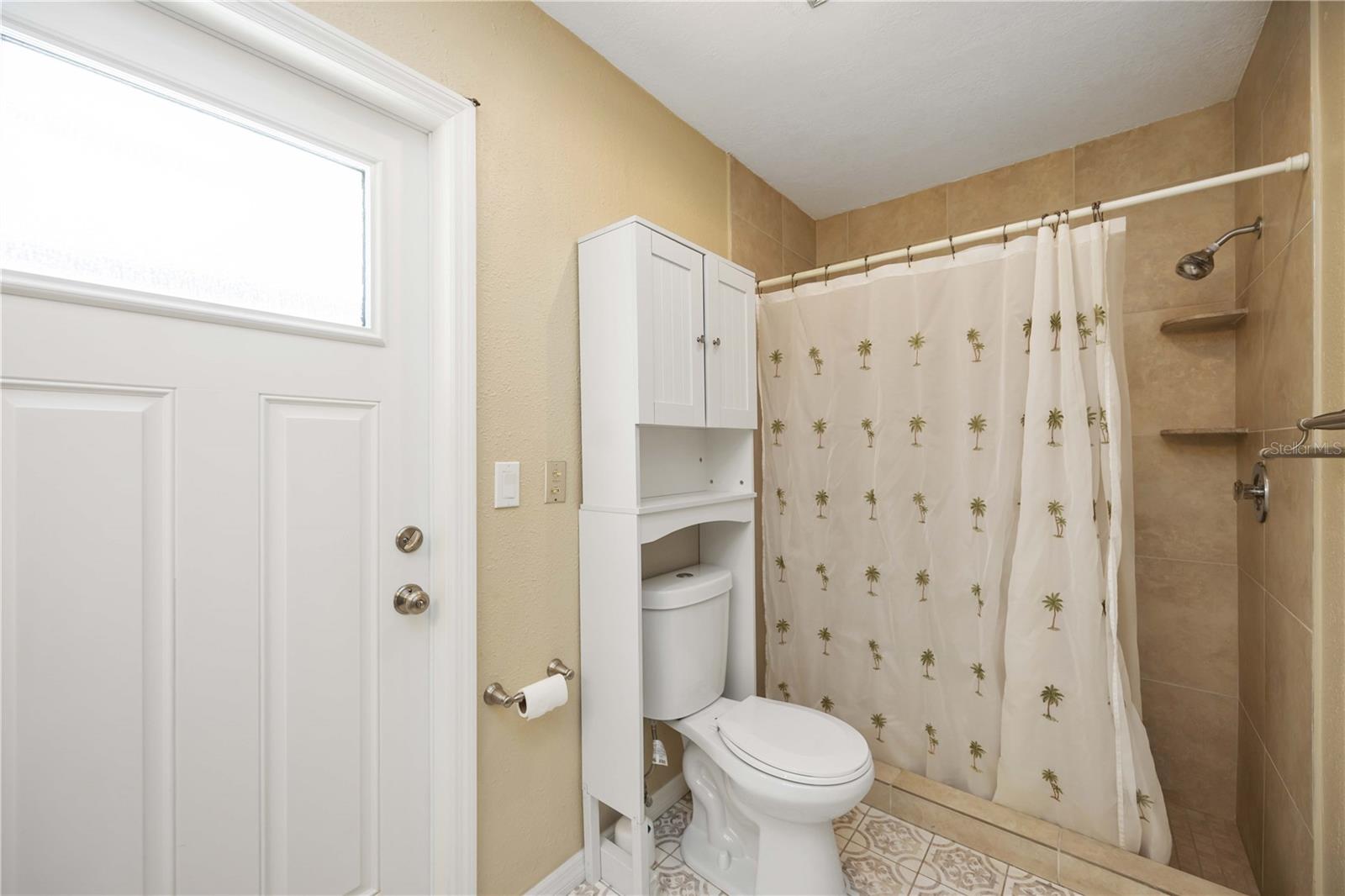 Image 18 of 37 For 219 70th Street Nw