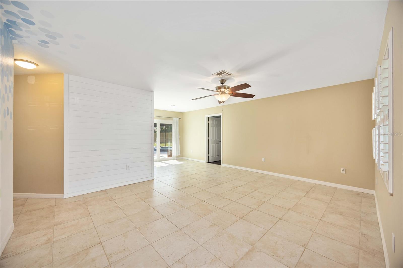 Image 7 of 37 For 219 70th Street Nw