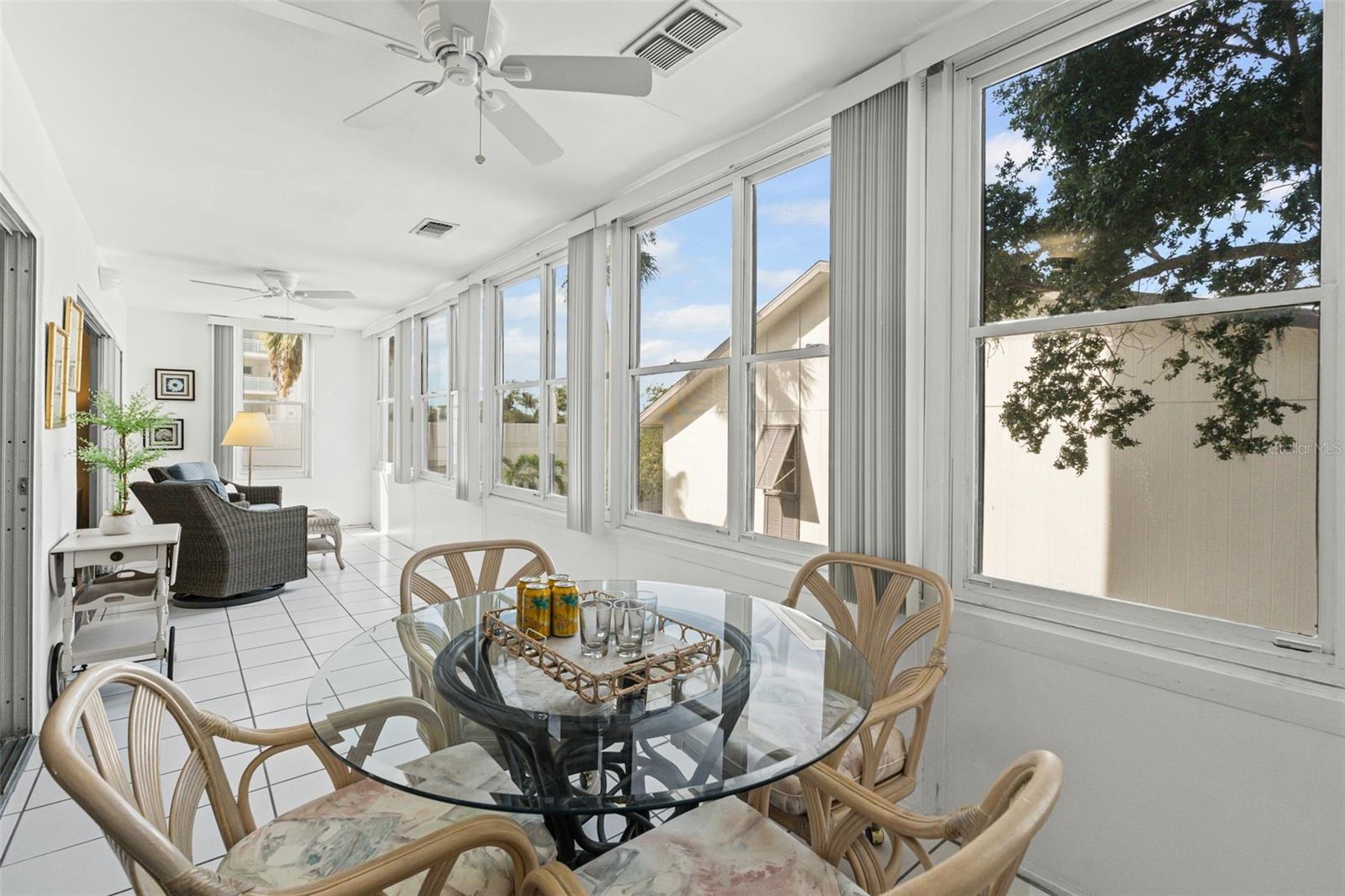 Image 11 of 52 For 1255 Peppertree Drive 201